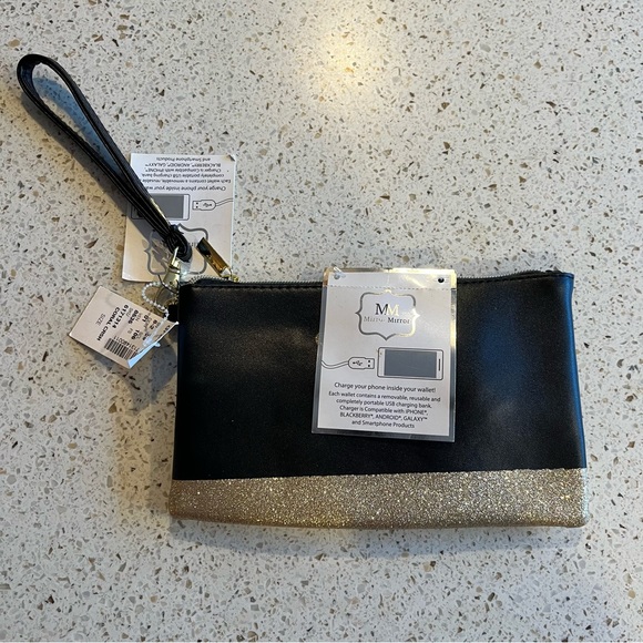 Charging Wristlet - Picture 2 of 8